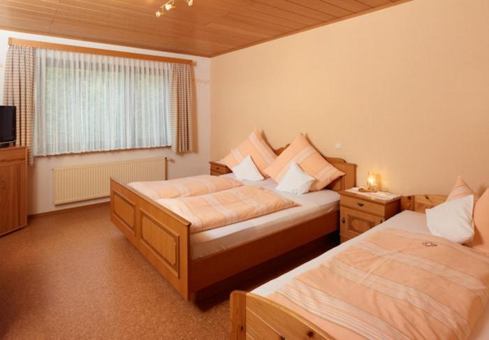 Hotel Garni Assion Birgel Zimmer foto